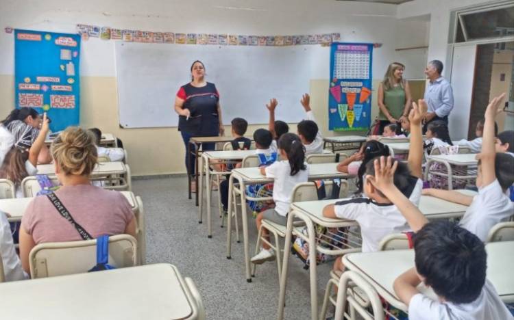 Inició el periodo de ambientación en escuelas de Córdoba