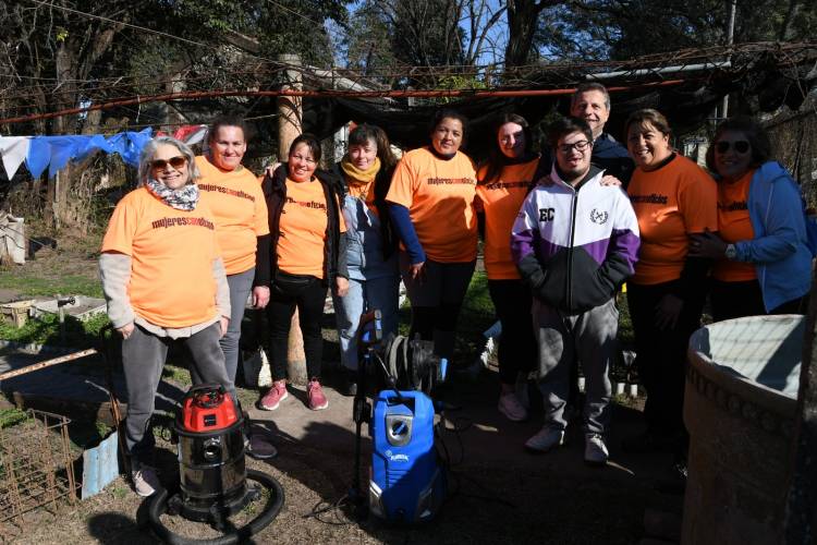 Mujeres con Oficios: rompiendo estereotipos en el mercado laboral
