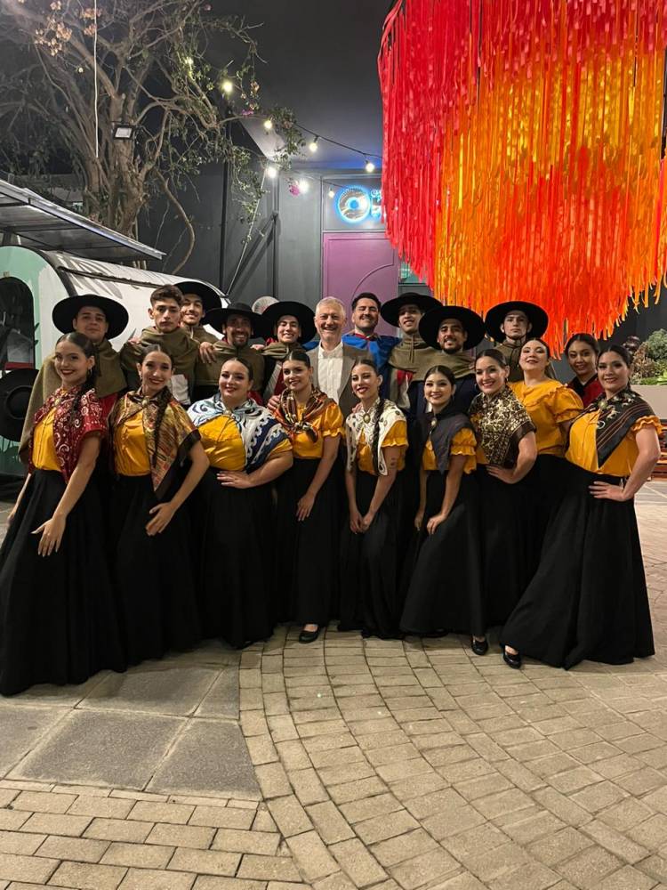 San Francisco brilló en el XIII Festival Internacional de Danzas Folclóricas en Bolivia