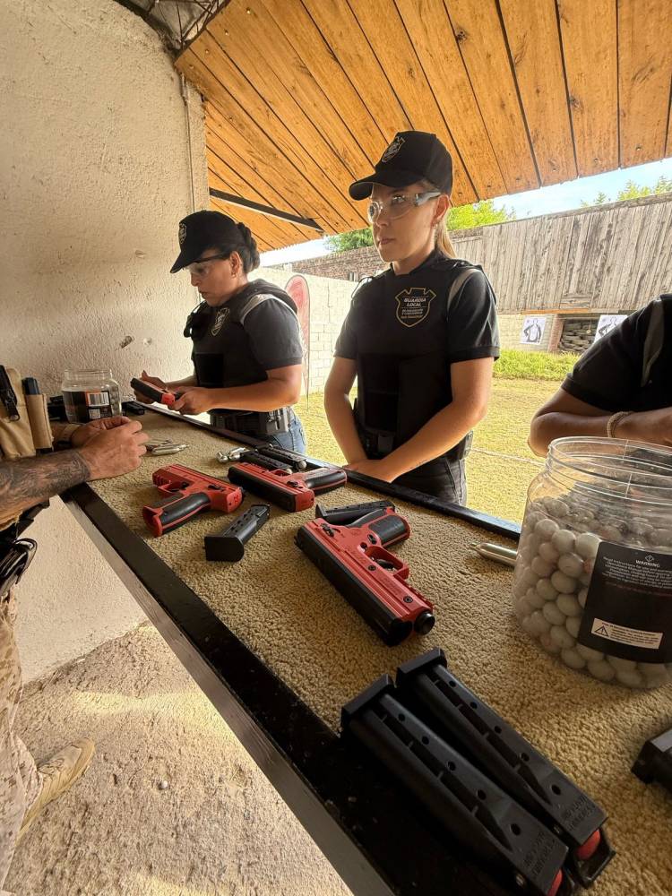 La Guardia Local de Prevención y Convivencia se capacita en el uso de armas menos letales