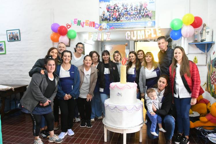 La Guardería Paula Albarracín de Sarmiento celebró su 43º Aniversario con un acto conmemorativo