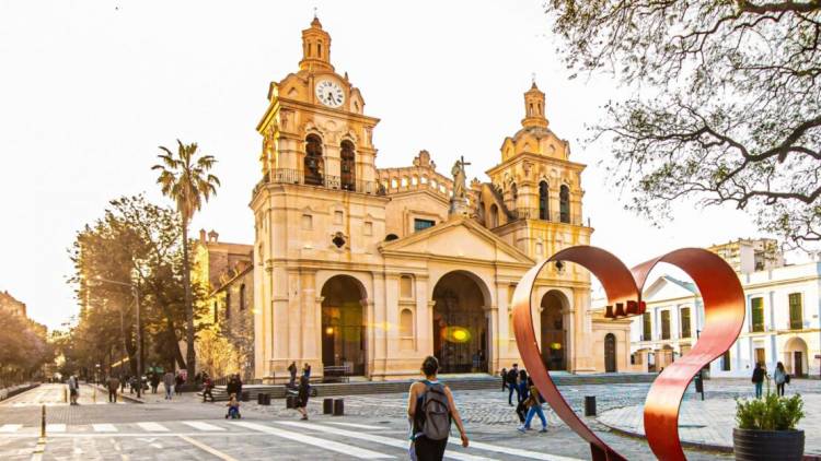 Córdoba se prepara para Semana Santa: Las reservas turísticas promedian el 70%