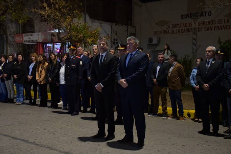 Bernarte participó de los actos por el 88° aniversario de Bomberos Voluntarios