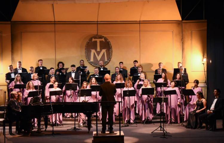 Llamado a concurso para cargos vacantes del Coro Polifónico Delfino Quirici