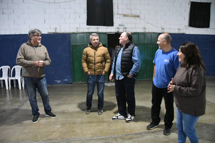 El trabajo conjunto con los centros vecinales se profundiza día a día