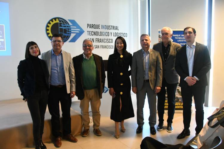 San Francisco fue sede de una charla sobre Inteligencia Artificial y competitividad
