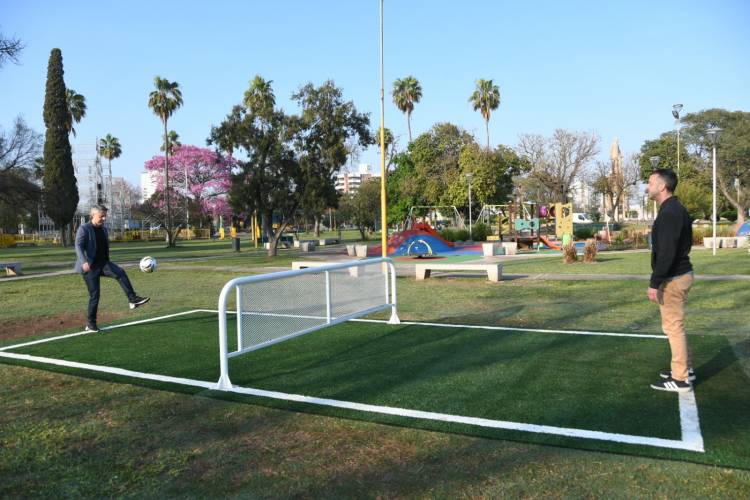 Refuncionalización de las canchas de fútbol tenis en Plaza Vélez Sarsfield
