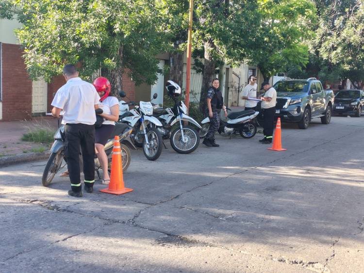 Se secuestraron 11 motos en un operativo de control vehicular