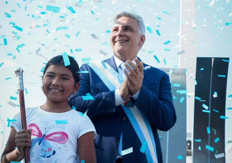 25 de Mayo: Llaryora pidió por la “unidad de los argentinos”